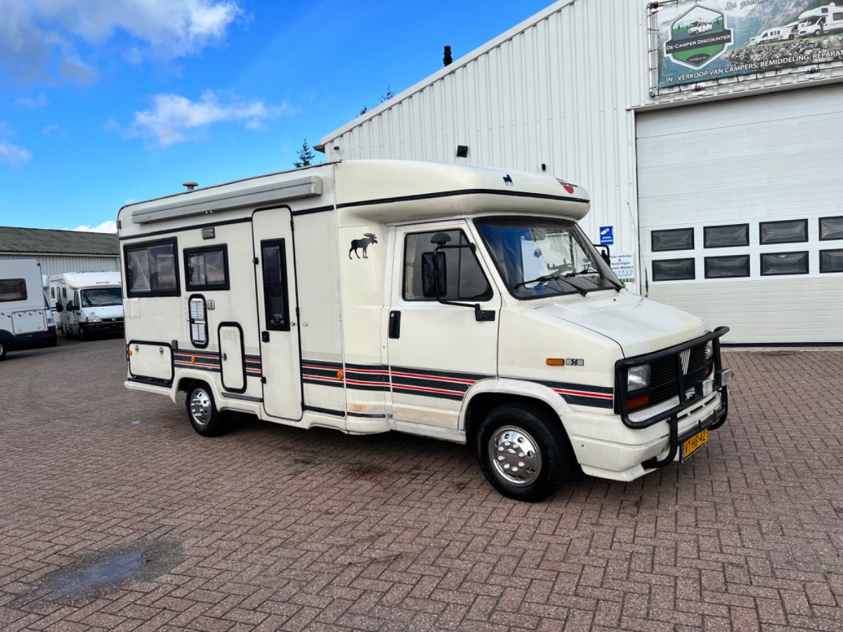 Burstner T603 Vast Bed 2 5D De Camper Discounter